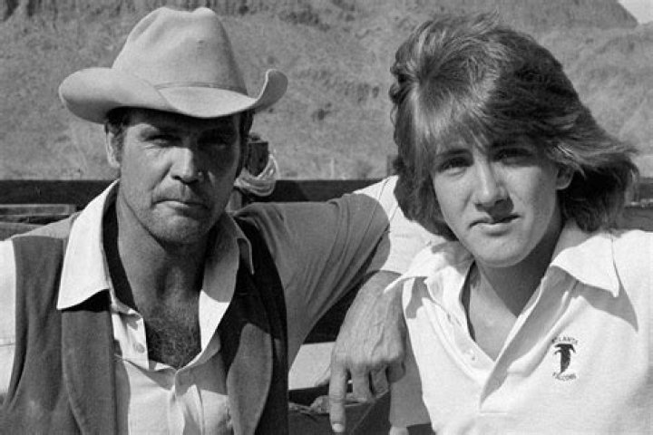 All About Lee Majors' Military Career And Service