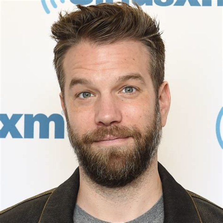 Anthony Jeselnik Wiki, Biography, Age, Life, Ethnicity, Religion, Affair, Married, Net Worth, Height, Weight, Trivia, Facts