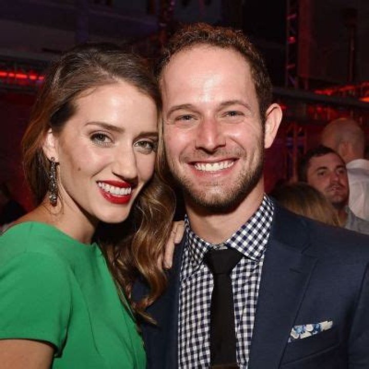 Hunter Burke Sexuality: Is He Gay Or Married? Wiki And Net Worth