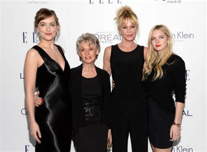 Meet The Daughters Of Famous Actors: Stella Banderas And Dakota Johnson