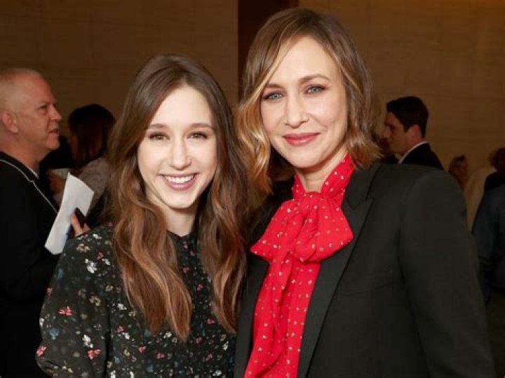 Nadia Farmiga (Taissa Farmiga Sister) Wikipedia, Biography, Age, Height, Weight, Boyfriend, Family, Siblings, Facts