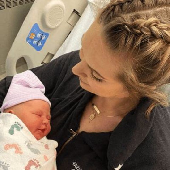 Samantha Schacher- Husband, Love Life, Married, Net Worth