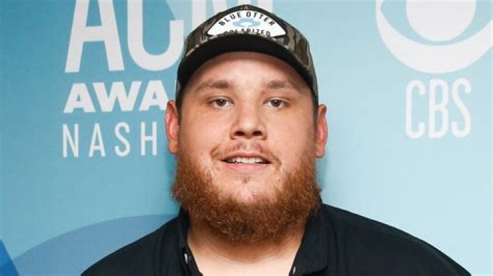 The Truth Behind: Luke Combs Dead Or Alive?