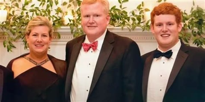 Unveiling The Mystery: What Happened To Gloria Borger's Face?