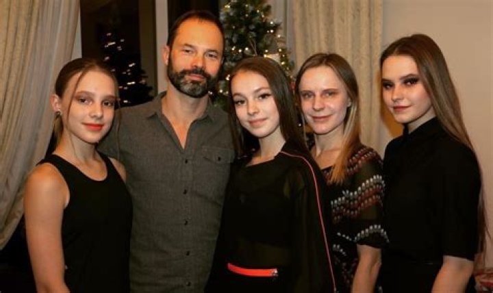 Who are Stanislav &amp; Julia Shcherbakova? Russian Figure Skater Anna Shcherbakova Parents &amp; Family Details