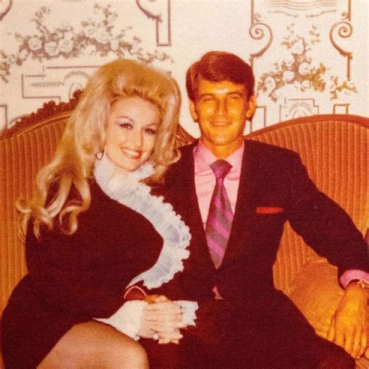 Who is dolly partons husband
